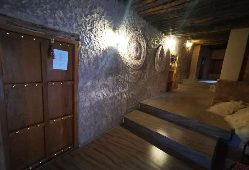 پانسیون Misfah Old House