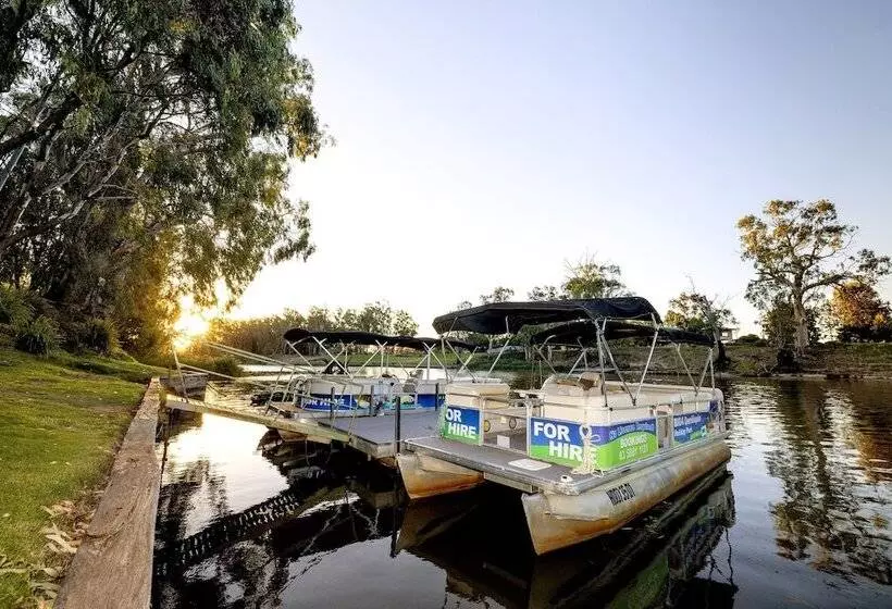 リゾートホテル Big4 Deniliquin Holiday Park