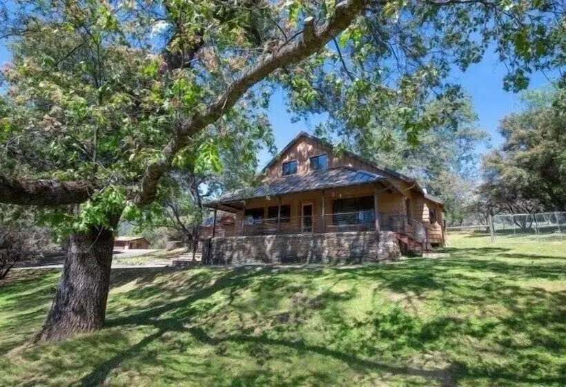 Yosemite Scenic Wonders Sierra Base 2b