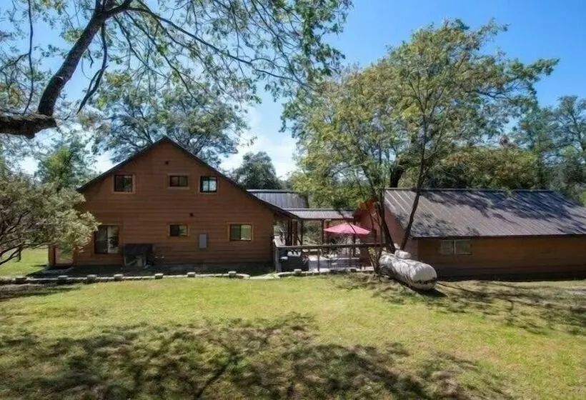 Yosemite Scenic Wonders Sierra Base 2b