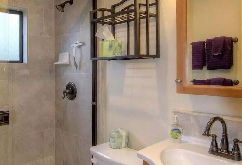 Yosemite Scenic Wonders Sierra Base 2b