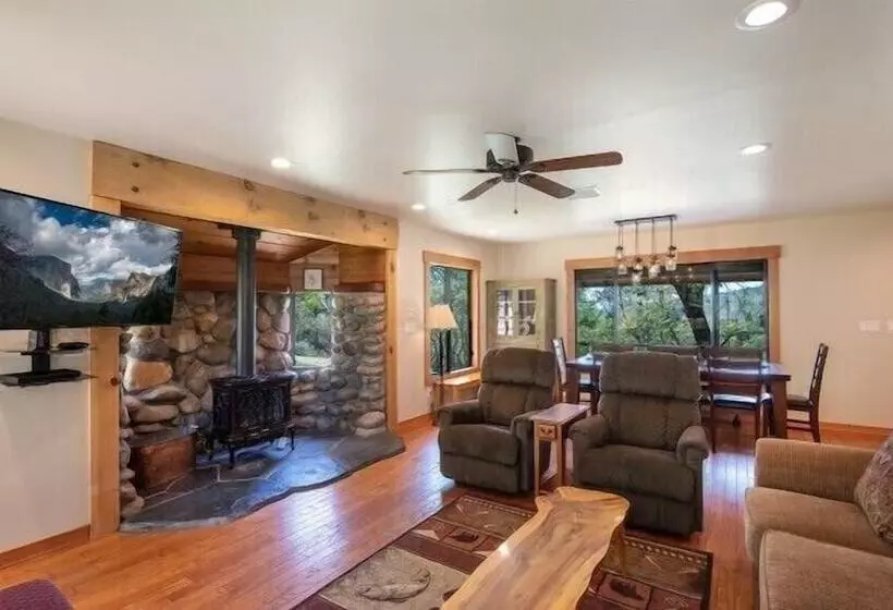 Yosemite Scenic Wonders Sierra Base 2b