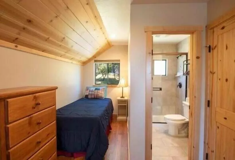 Yosemite Scenic Wonders Sierra Base 2b