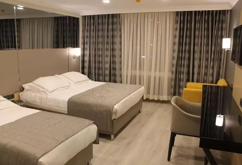 Abdullah Erdogan Paradise Otel