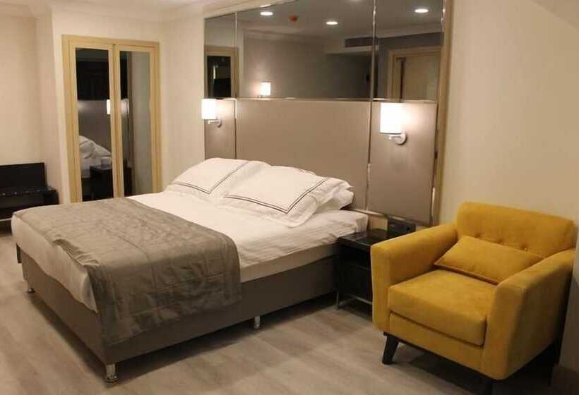 Abdullah Erdogan Paradise Otel