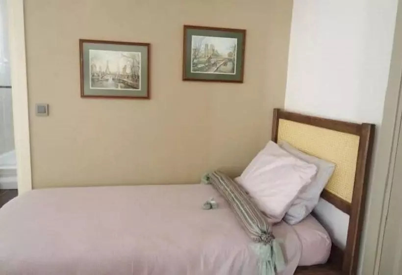 Retkeilymaja A Butik Konaklama