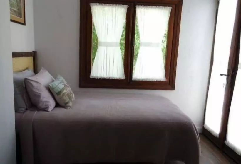 Retkeilymaja A Butik Konaklama