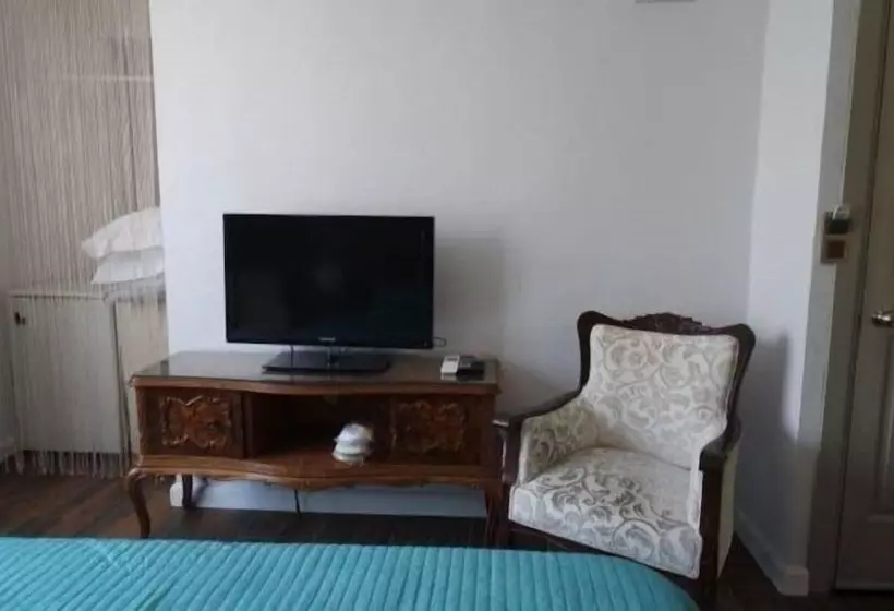 Retkeilymaja A Butik Konaklama