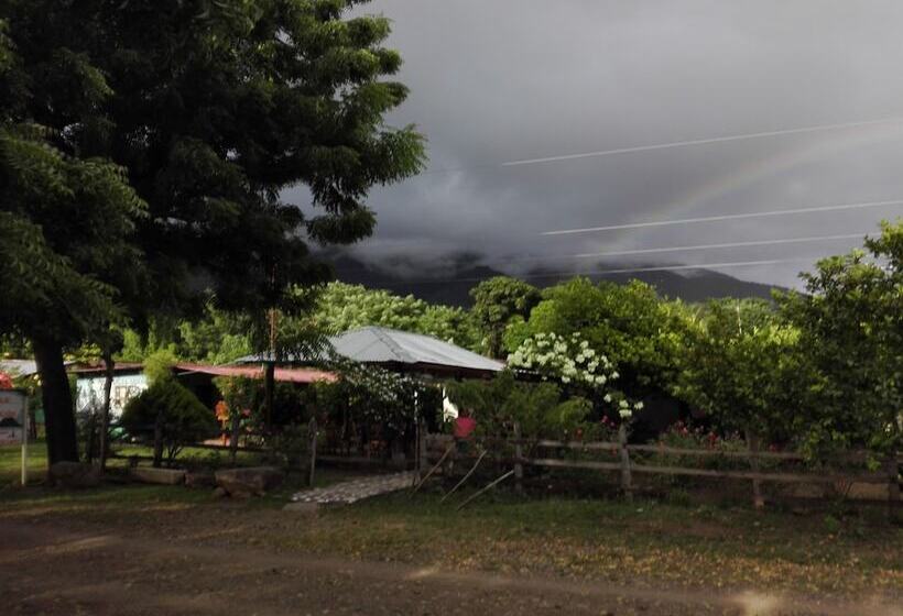 هاستل Hospedaje La Cascada