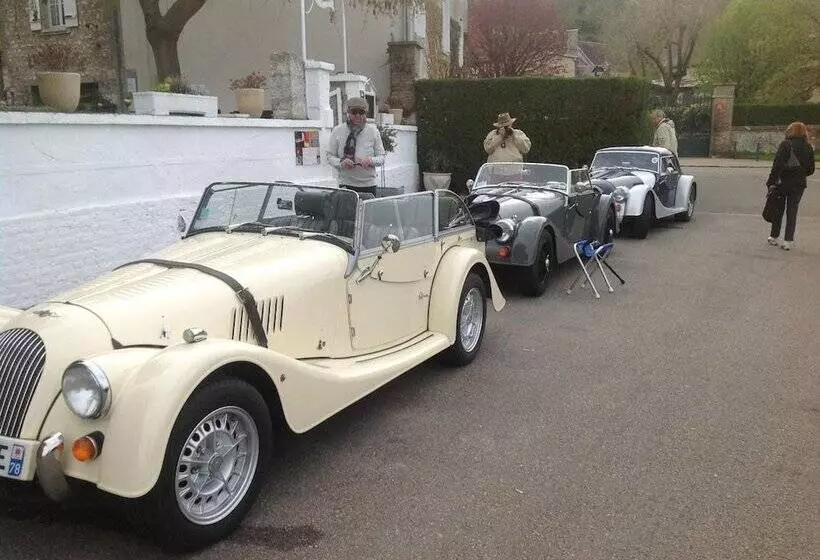 ベッドアンドブレックファースト Villa Aliénor