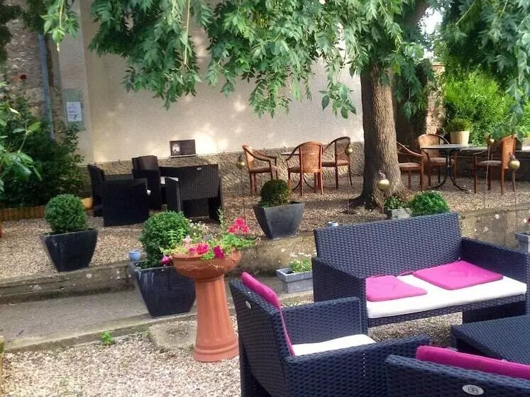 ベッドアンドブレックファースト Villa Aliénor