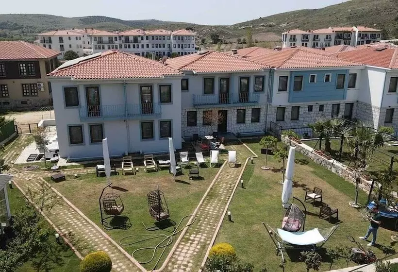 Cali̇sto 17 Buti̇k Otel
