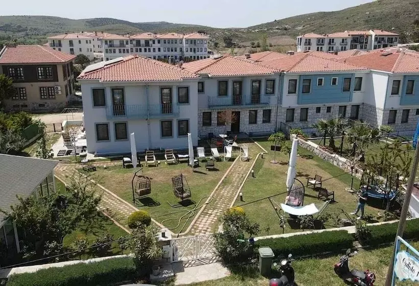 Cali̇sto 17 Buti̇k Otel