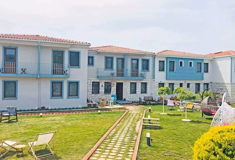 Cali̇sto 17 Buti̇k Otel