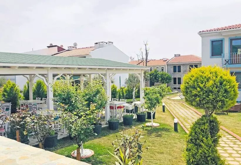 Cali̇sto 17 Buti̇k Otel