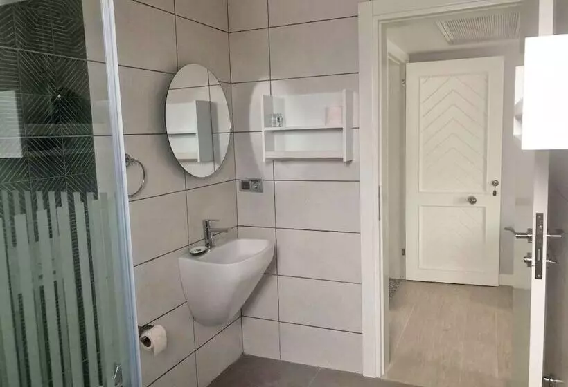 Cali̇sto 17 Buti̇k Otel
