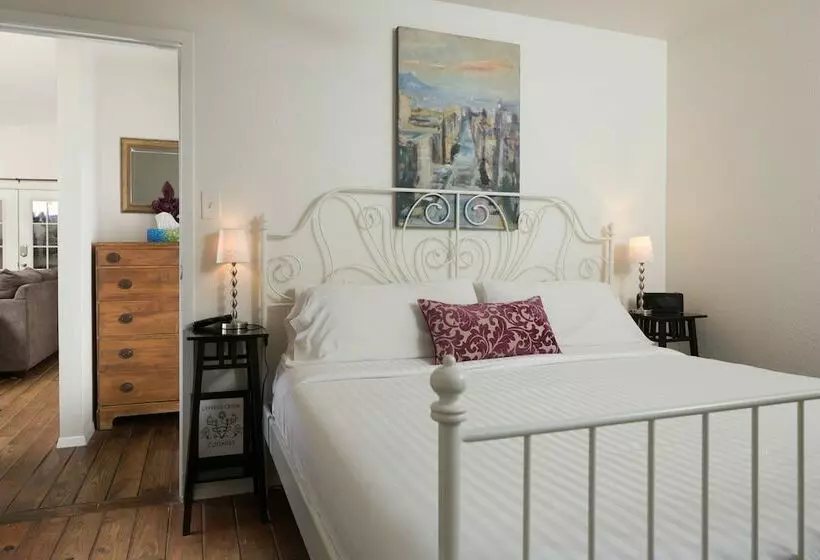 Cypress Creek Cottages