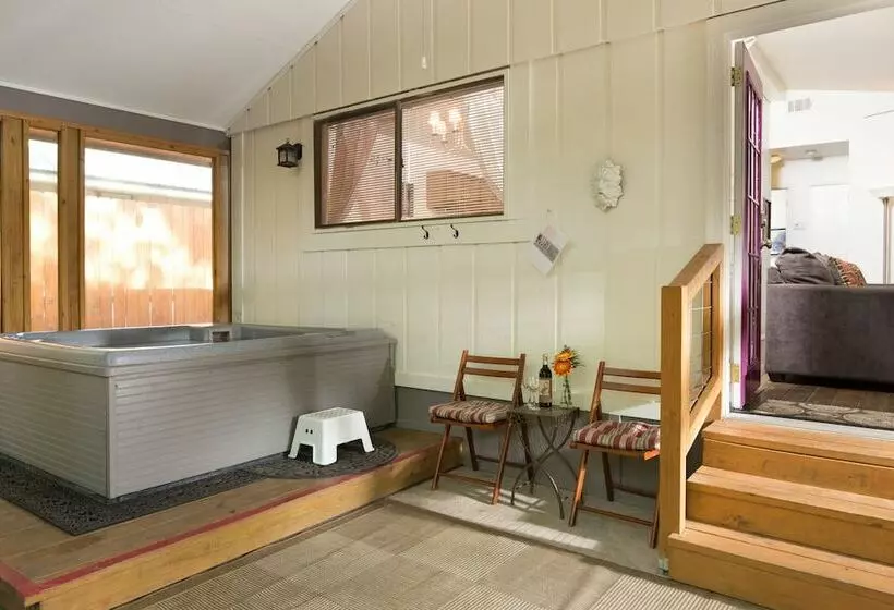 Cypress Creek Cottages