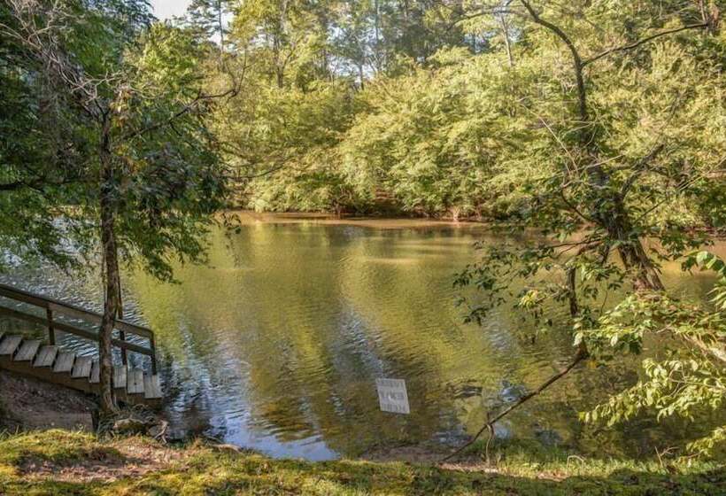 Harleys River Retreat