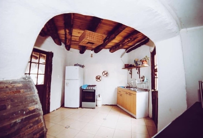 Hostal Refugio Capullos De Luna
