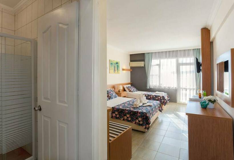 בית מלון כפרי Aqua Nina