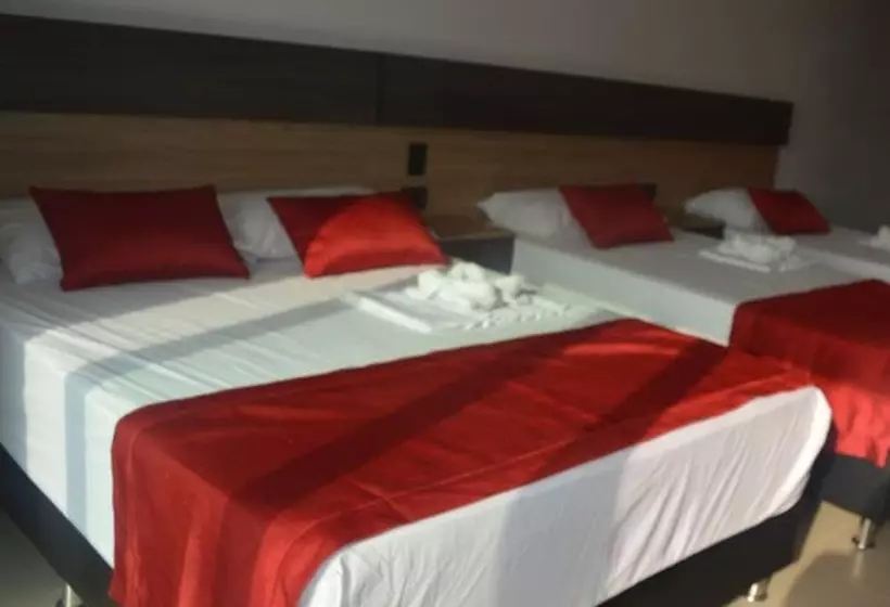 ホテル Camino Verde