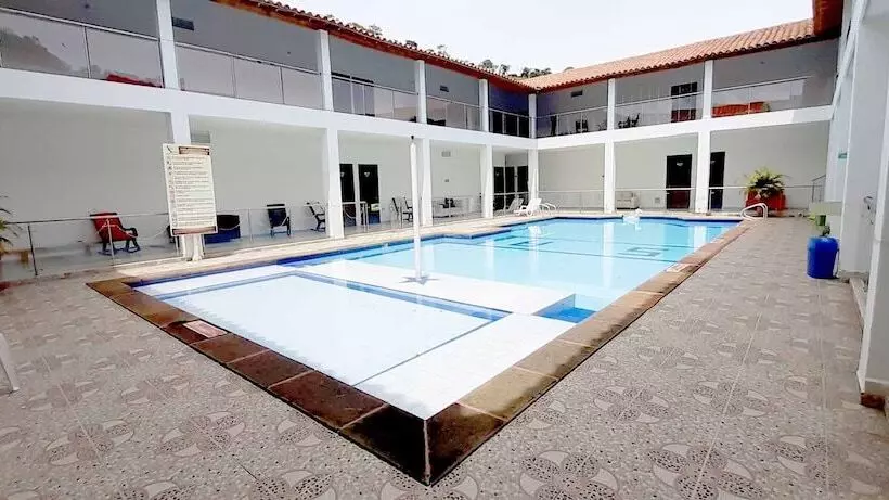 ホテル Campestre Villa Sandra