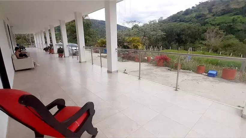 ホテル Campestre Villa Sandra