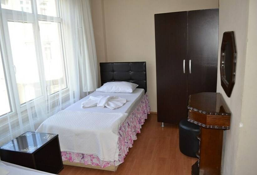 酒店 Damla Pansiyon