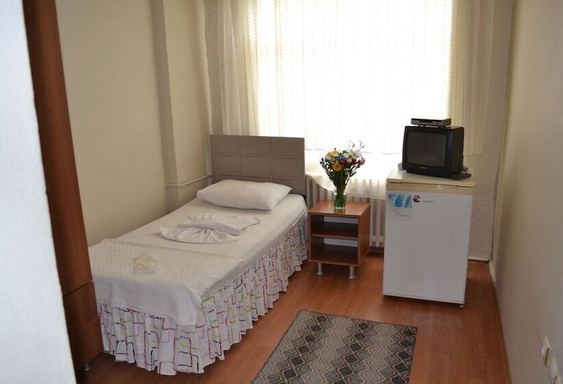 酒店 Damla Pansiyon