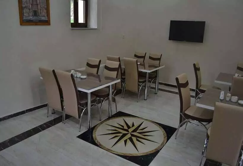 Hotelli Divrigi Kosk