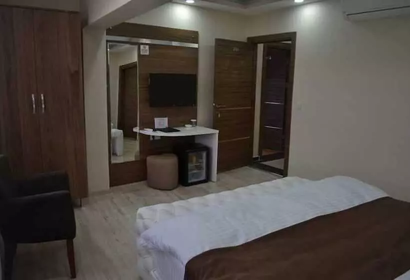 Hotelli Divrigi Kosk