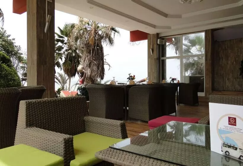 Iris Hotel Ressort Space Et Resort