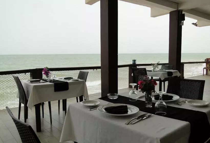 Iris Hotel Ressort Space Et Resort