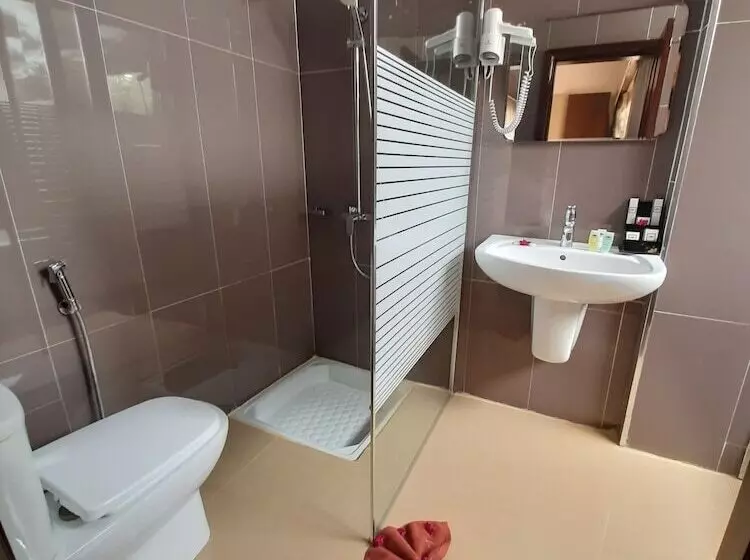 Iris Hotel Ressort Space Et Resort