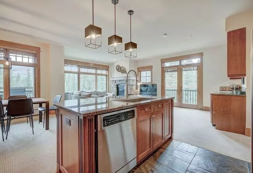 هتل Premier 3 Bedroom Ski In, Ski Out Lone Eagle Condo With The Best Access To Skiing In Keystone