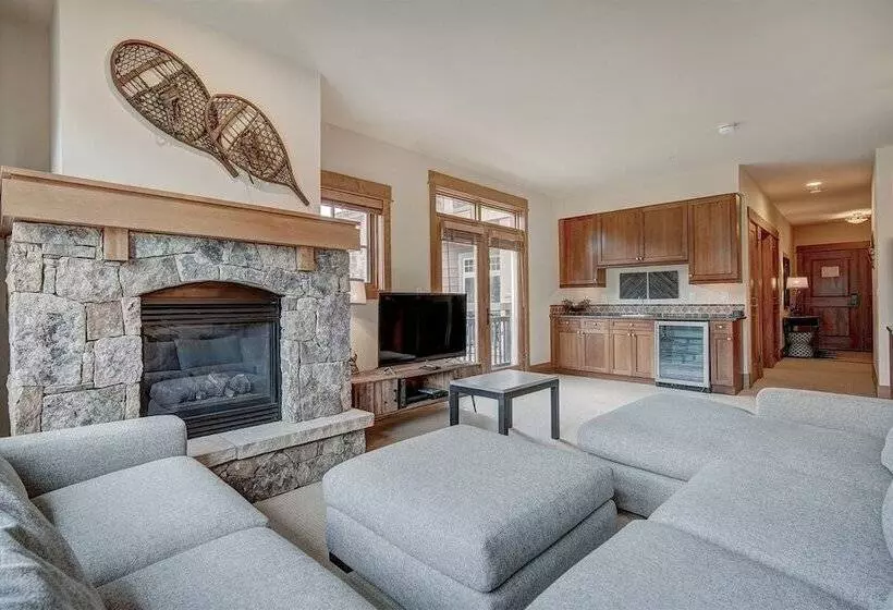 هتل Premier 3 Bedroom Ski In, Ski Out Lone Eagle Condo With The Best Access To Skiing In Keystone