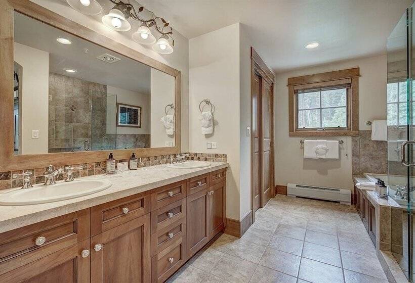 هتل Premier 3 Bedroom Ski In, Ski Out Lone Eagle Condo With The Best Access To Skiing In Keystone