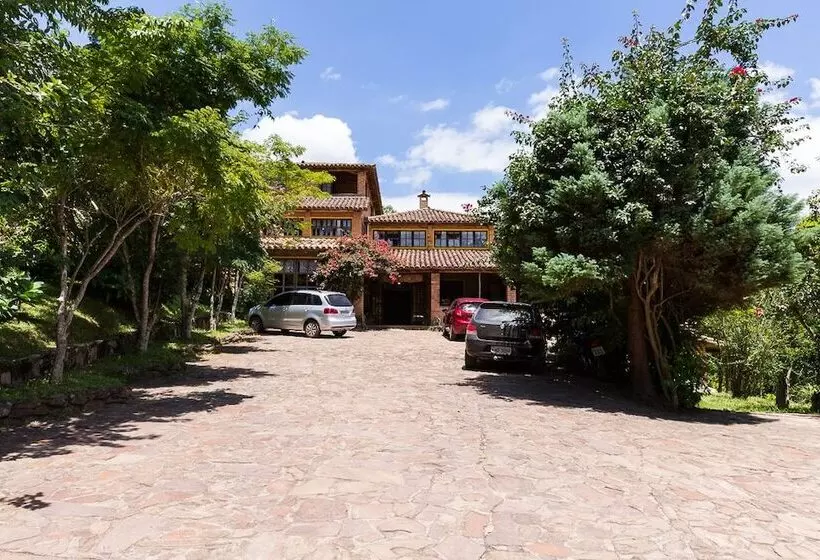 ホテル Repousada Chalés