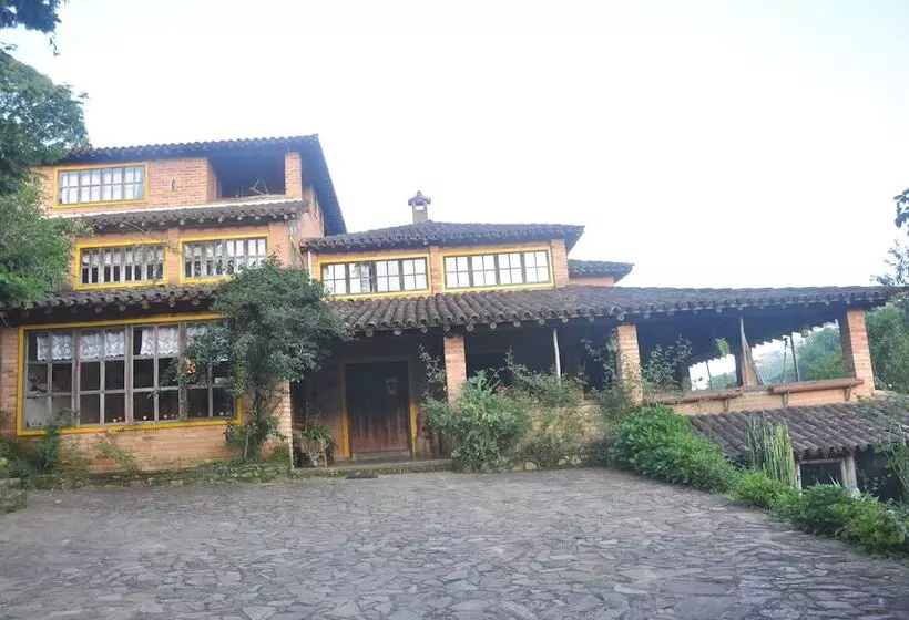 ホテル Repousada Chalés