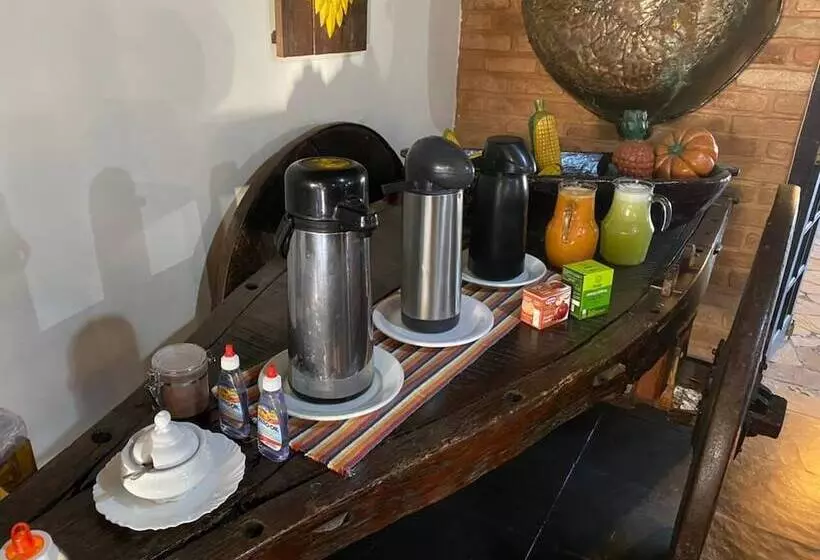 ホテル Repousada Chalés