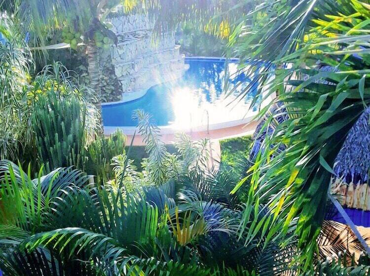 هتل Sosua Adventure & Wellness