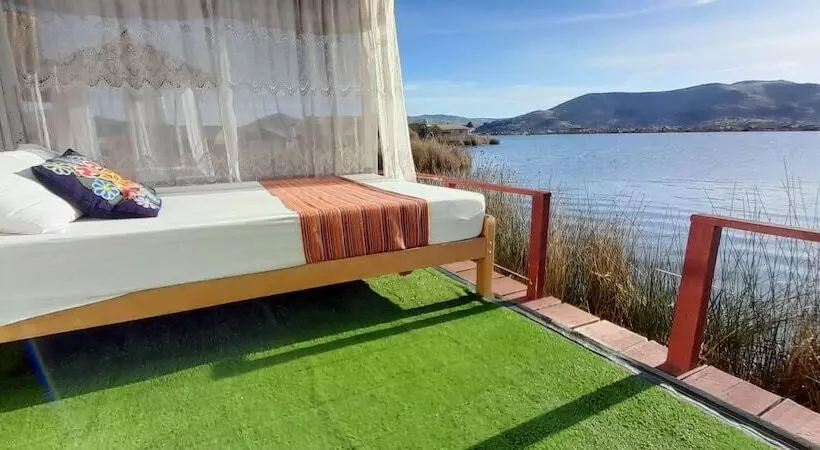 هتل Uros Amaru Marka Lodge