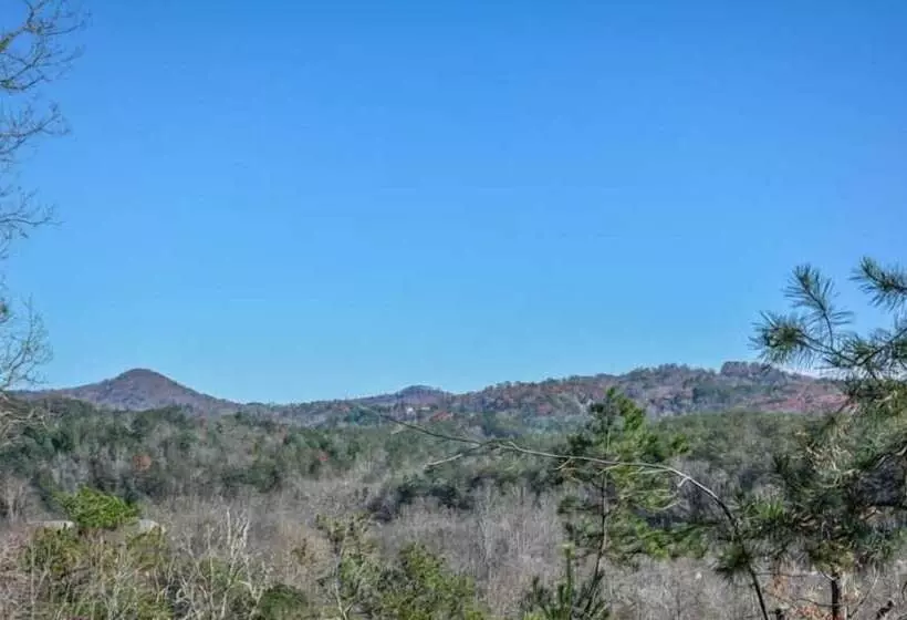 Mountain Rivers Lodge