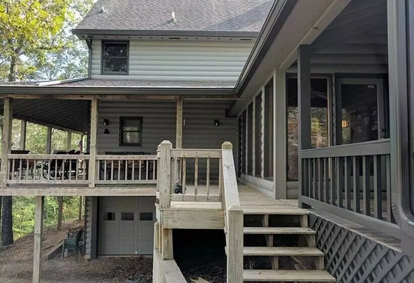 Mountain Rivers Lodge