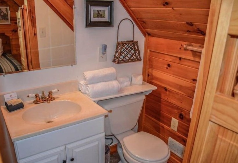 Mountain Rivers Lodge