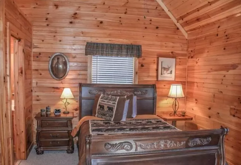 Mountain Rivers Lodge