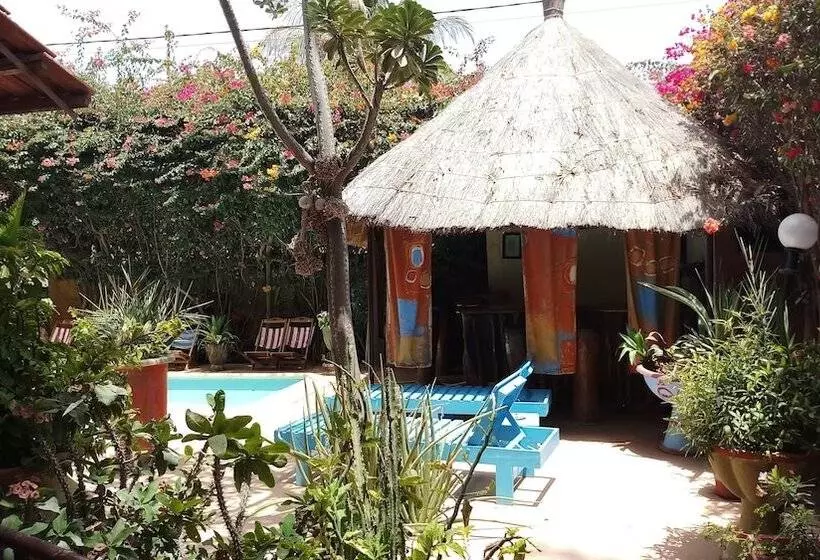 پانسیون Auberge Khady
