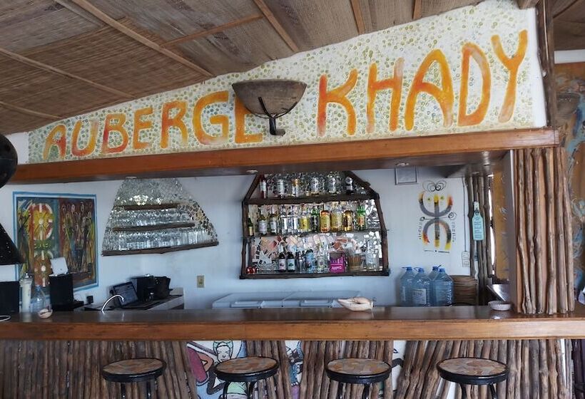 پانسیون Auberge Khady