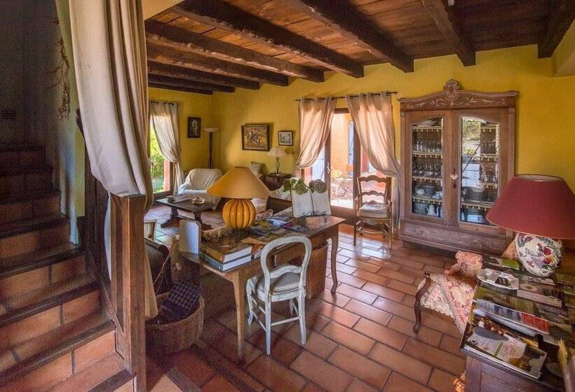 پانسیون Casa Corsa